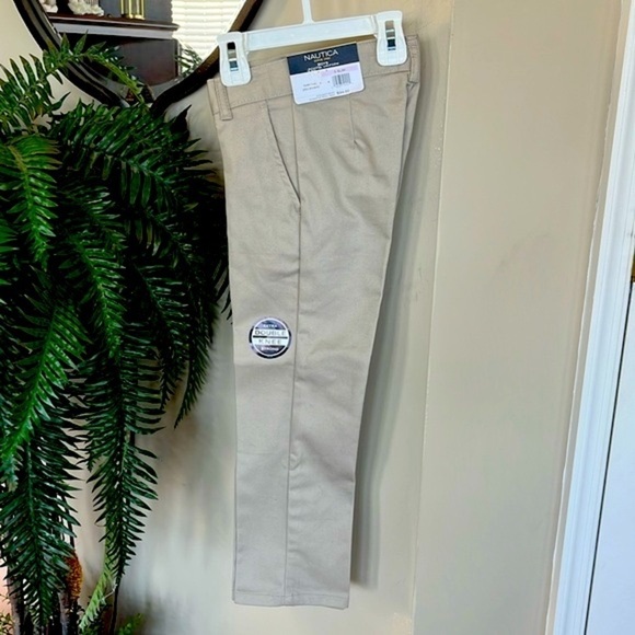 Brand New Nautica Boys School Uniform Khaki Pants Flat Front Adjustable Waist - Picture 1 of 16